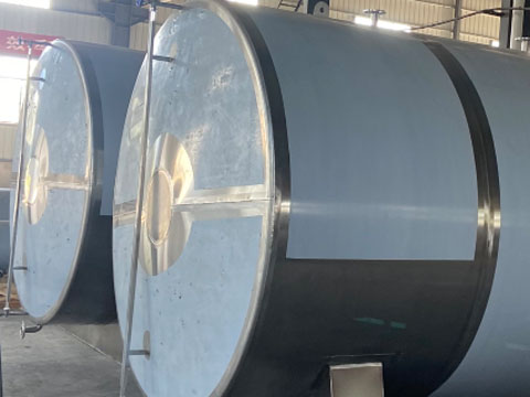 Protective film on the outside of the tank