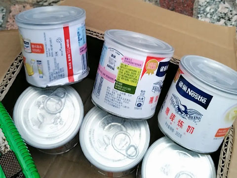 Canned condensed milk