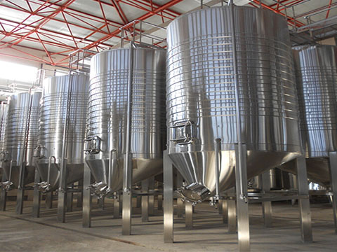 Conical fermentation tank