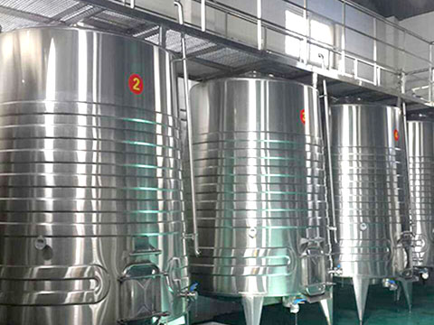 Trapezoidal fermentation tank