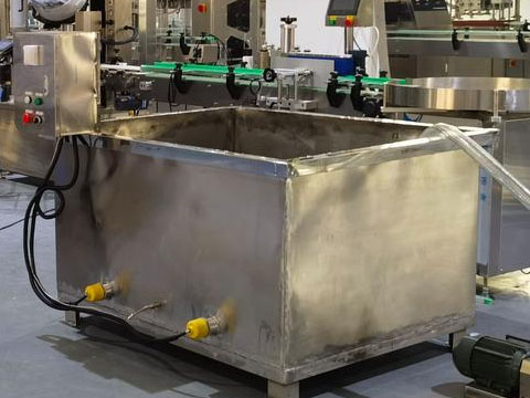 Preheating melting tank