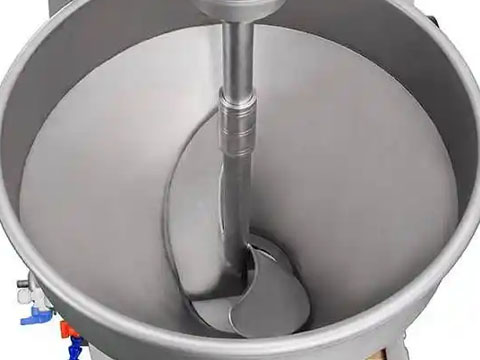 Feeding and mixing device