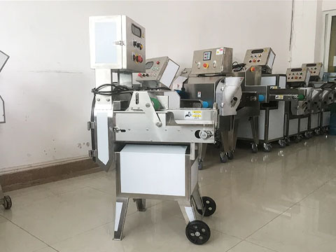 Produced vegetable cutting machine