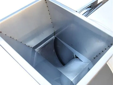 Large fruit and vegetable inlet