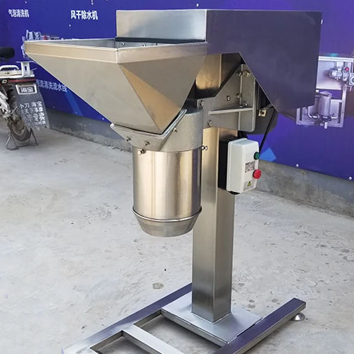 Commercial fruit pulping machine