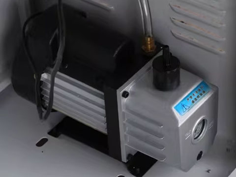 Vacuum pump