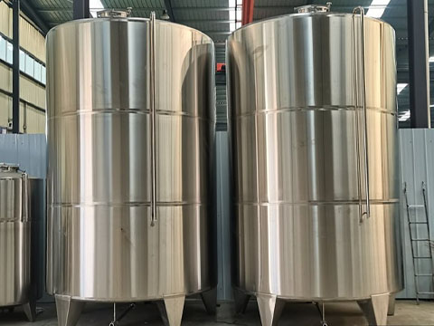 Vertical 304 stainless steel water tank