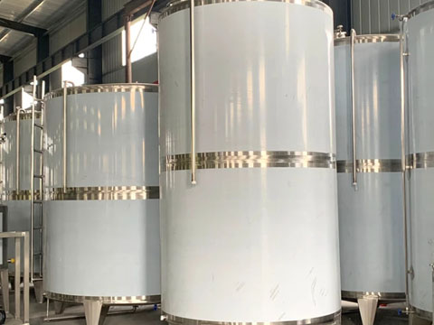 Stainless steel storage tanks of different specifications