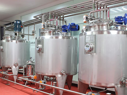 Stainless steel tanks according to effect