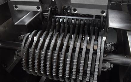 Fish scale removal mechanical components
