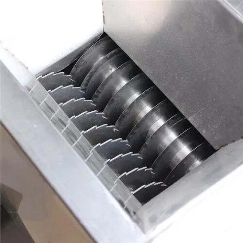 Multi-functional chicken cutter blade set