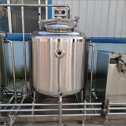 Bus sterilization tank in pasteurized milk production line